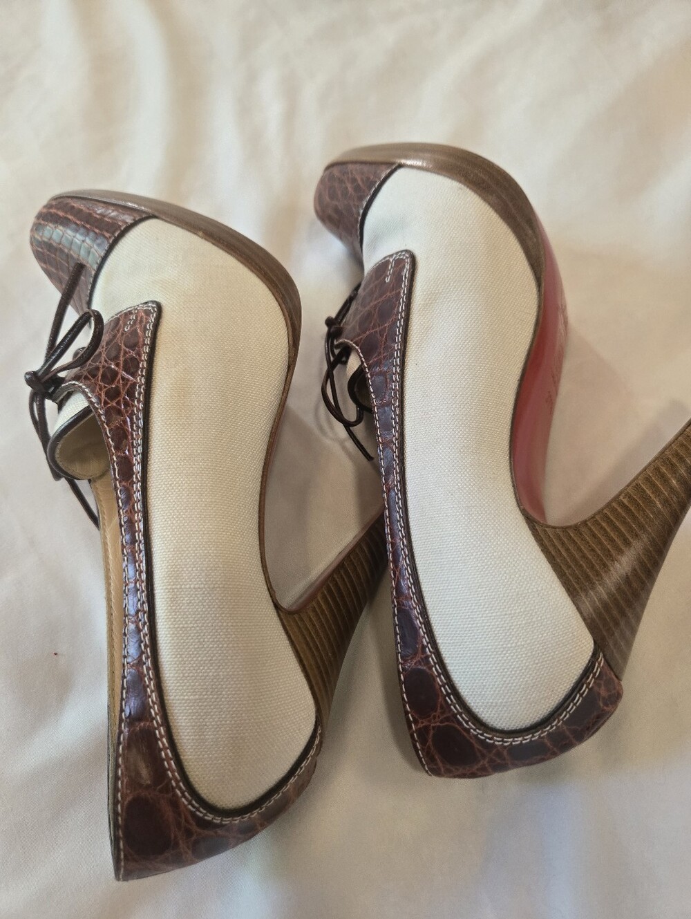 ⭐Auth Christian Louboutin Brown & Cream Leather Lace-Up Pumps 36.5 - Picture 16 of 16